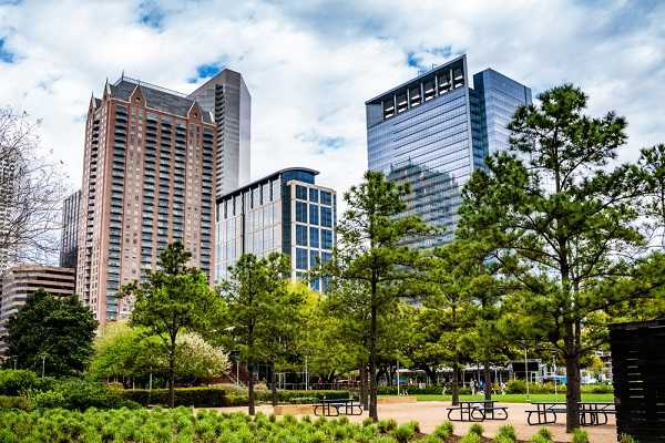 Recorre Discovery Green, Houston